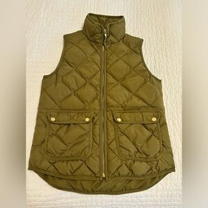 J.Crew Quilted Excursion Vest Olive Green Women’s XS